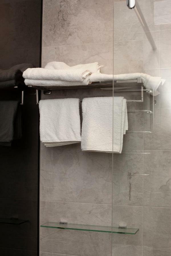 Odss Suites Odessa Esterno foto