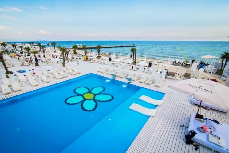 Odss Suites Odessa Esterno foto
